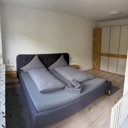 Ferienwohnung "Sorgenfrei" In Coburg ! - Im Eg Mit Privatparkplatz & Balkon Dış mekan fotoğraf