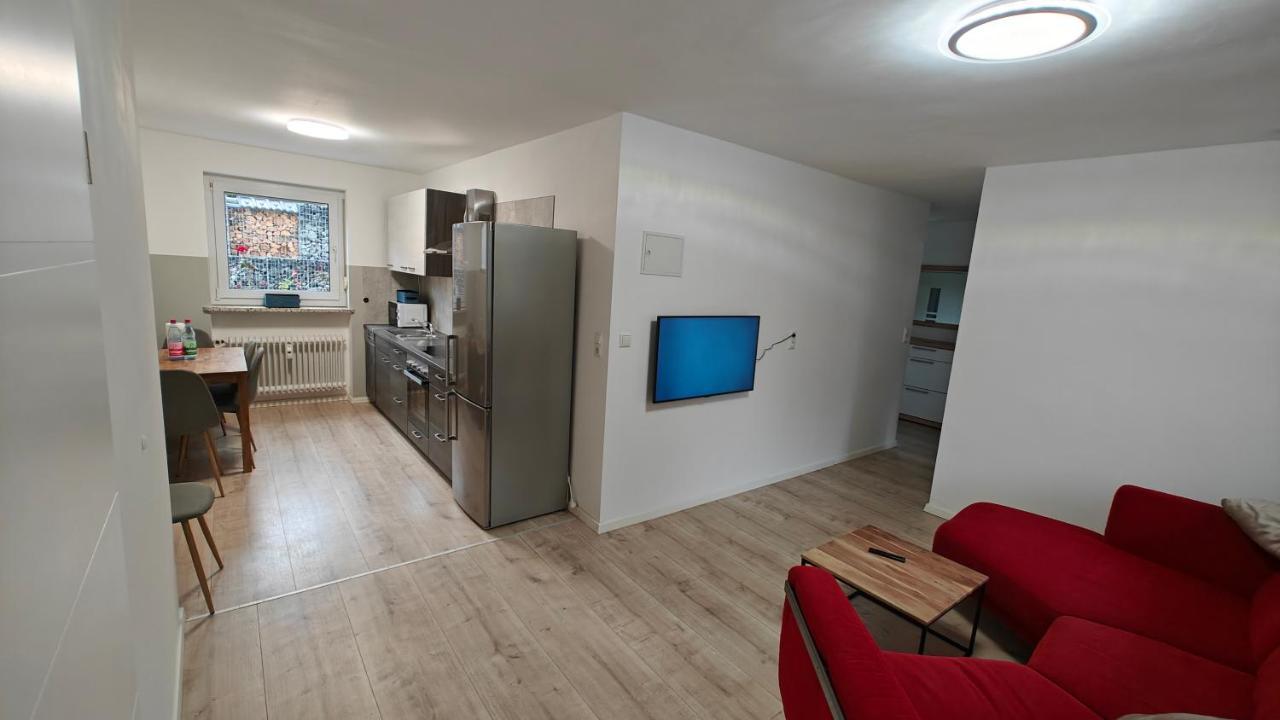 Ferienwohnung "Sorgenfrei" In Coburg ! - Im Eg Mit Privatparkplatz & Balkon Dış mekan fotoğraf