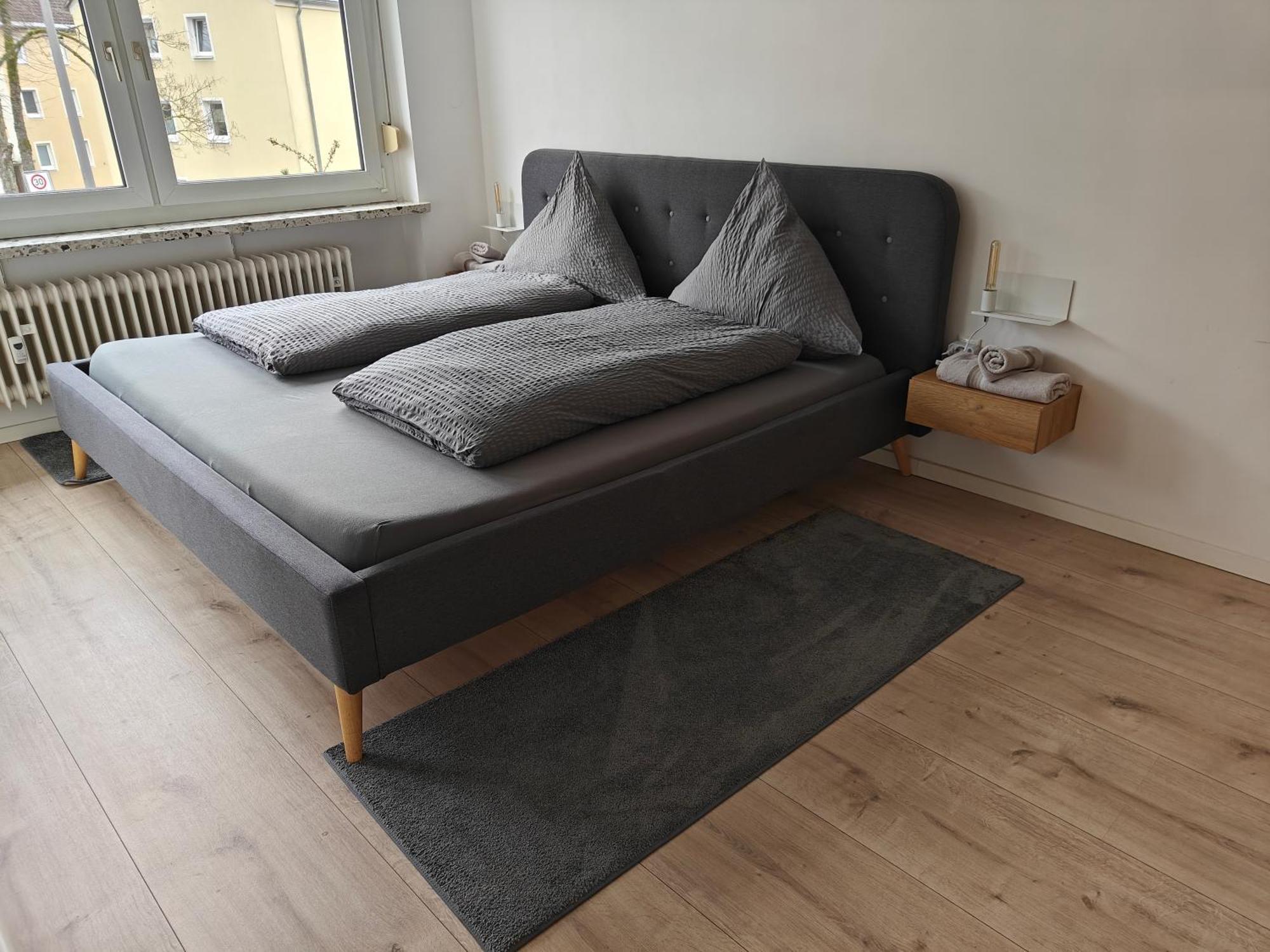 Ferienwohnung "Sorgenfrei" In Coburg ! - Im Eg Mit Privatparkplatz & Balkon Dış mekan fotoğraf